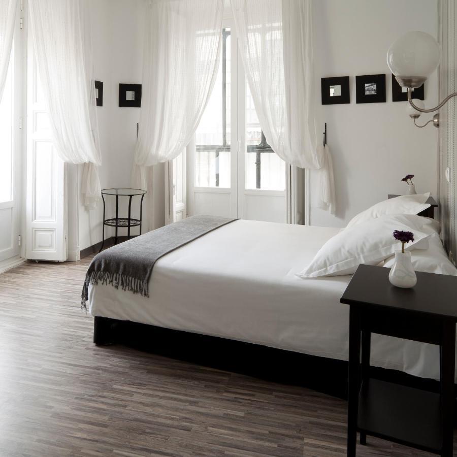 Hostal Gala Мадрид Экстерьер фото