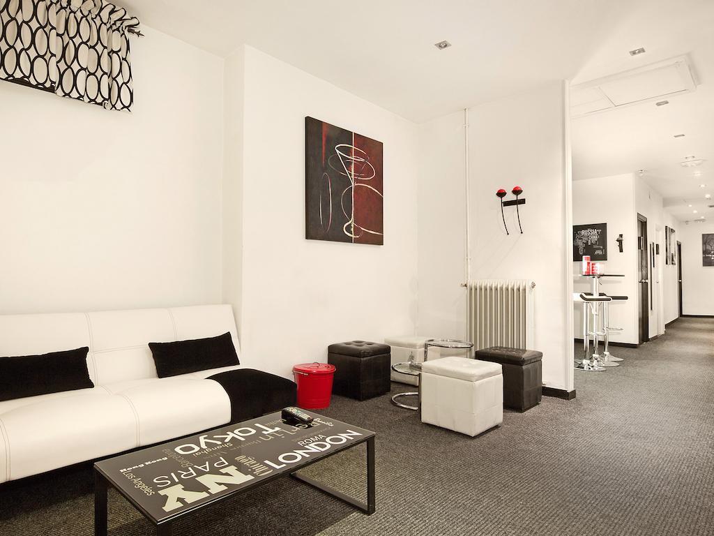 Hostal Gala Мадрид Экстерьер фото